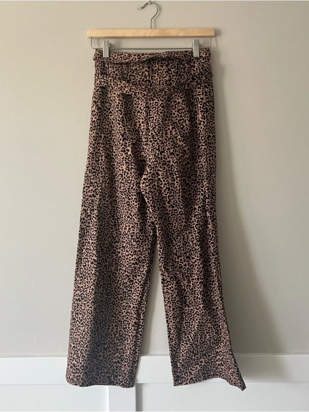 Reformation Jackie Leopard Linen Pants Size 0 High Rise Wide Leg Cropped Print